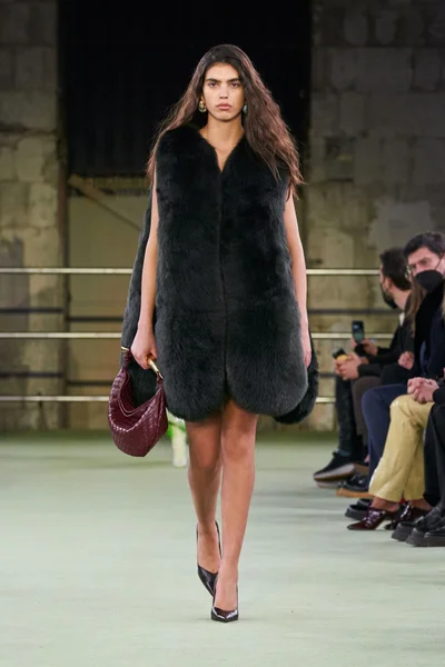 Look 42